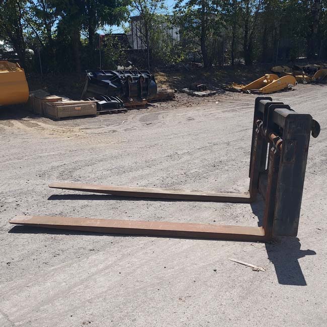 Good Used FORKS - PALLET QUICK ATTACH 61-0432 4